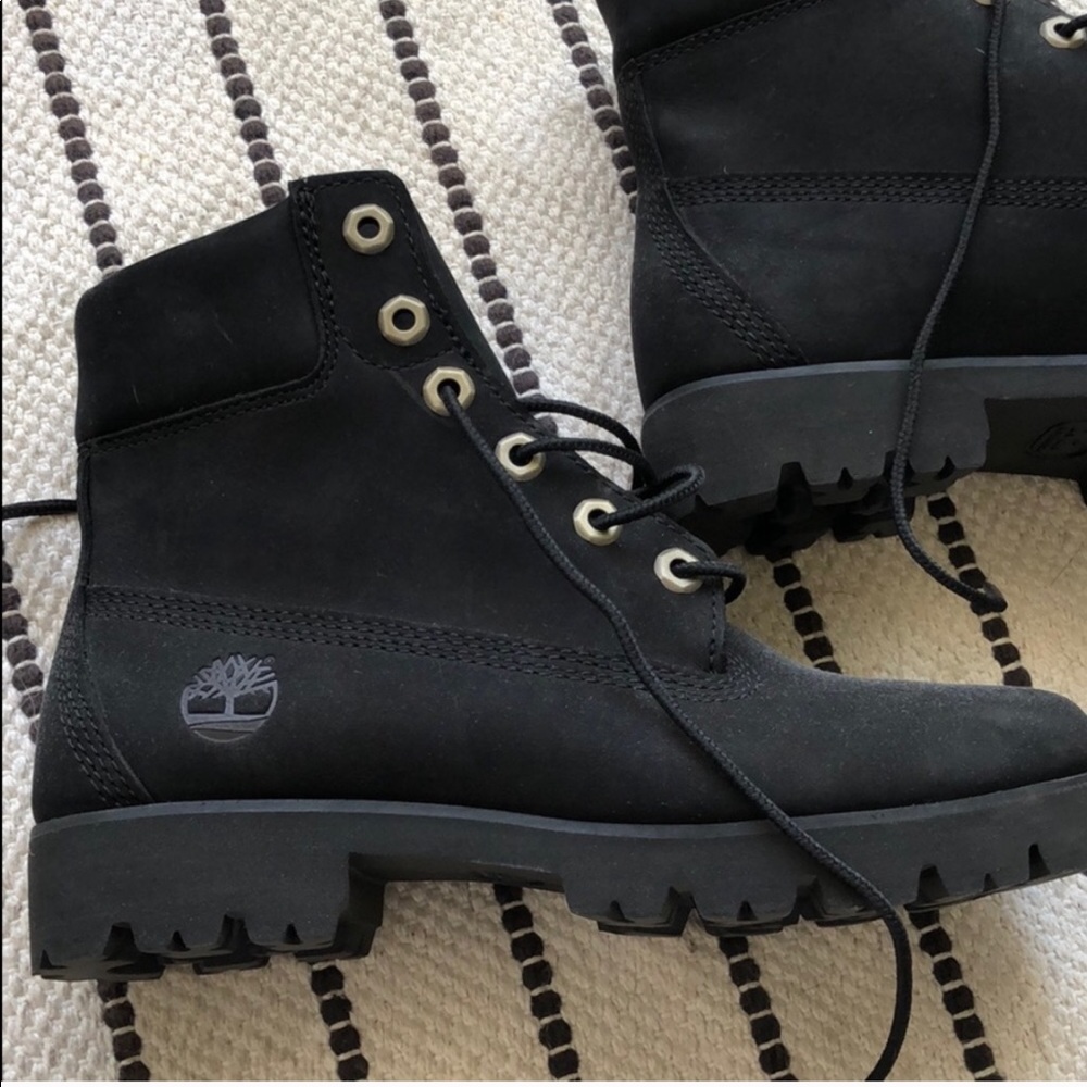 Timberland Black 6 Hole lace up boots USA 6.5